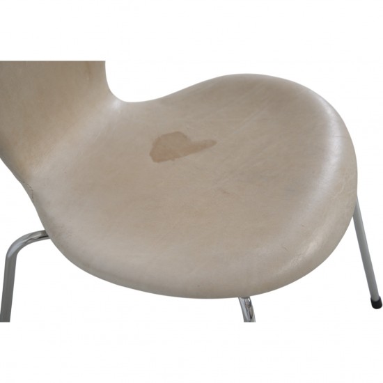 Sæt af 6 Arne Jacobsen Syver stole i patineret natur læder 1990'erne