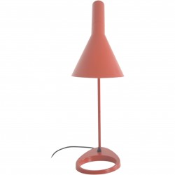 Arne Jacobsen rød bordlampe 2010'erne
