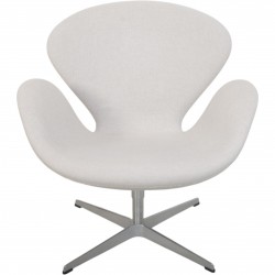 Arne Jacobsen Svane stol i gråt Hallingdal 103 stof 2006