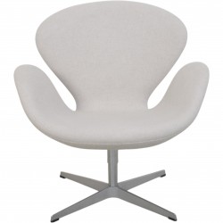 Arne Jacobsen Svane stol i gråt Hallingdal 103 stof 2004