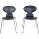 Sæt af 2 Arne Jacobsen Myre stole i sort læder 2000'erne