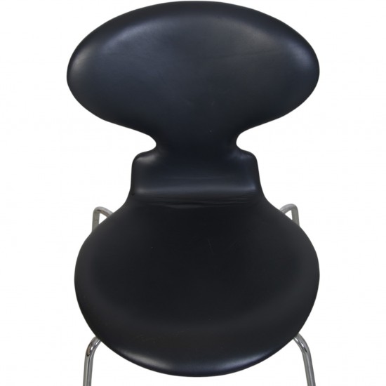 Sæt af 2 Arne Jacobsen Myre stole i sort læder 2000'erne