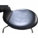 Sæt af 2 Arne Jacobsen Myre stole i sort læder 2000'erne