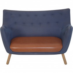 Finn Juhl Poet sofa i blåt stof og med hynde i cognac læder 2000'erne