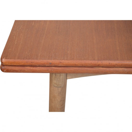 Hans Wegner AT312 spisebord af eg og teak 1960'erne
