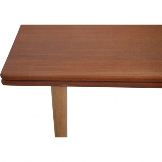 Hans Wegner AT312 spisebord af eg og teak 1960'erne