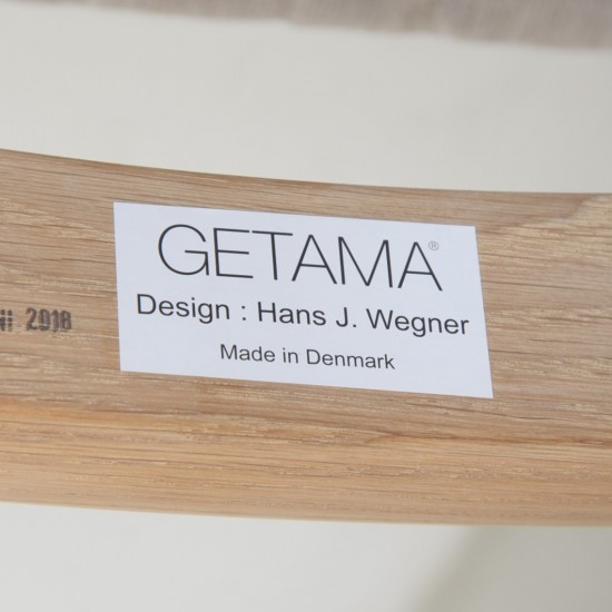 Hans Wegner GE1 daybed i eg og sort læder 2018