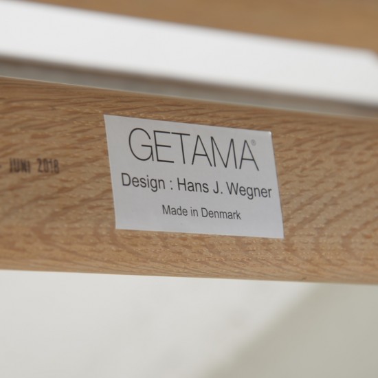 Hans Wegner GE1 daybed i eg og sort læder 2018