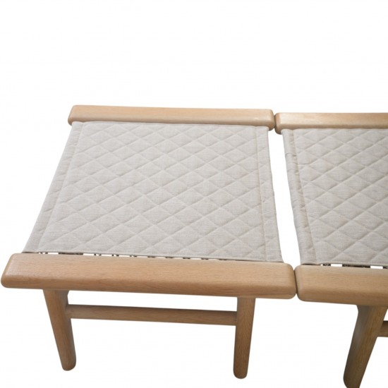 Hans Wegner GE1 daybed i eg og sort læder 2018