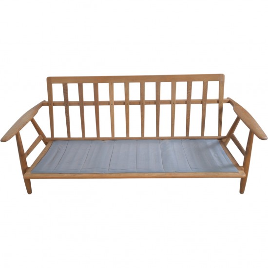 Hans Wegner GE240 3.personers cigar sofa i eg og sort læder 1970'erne