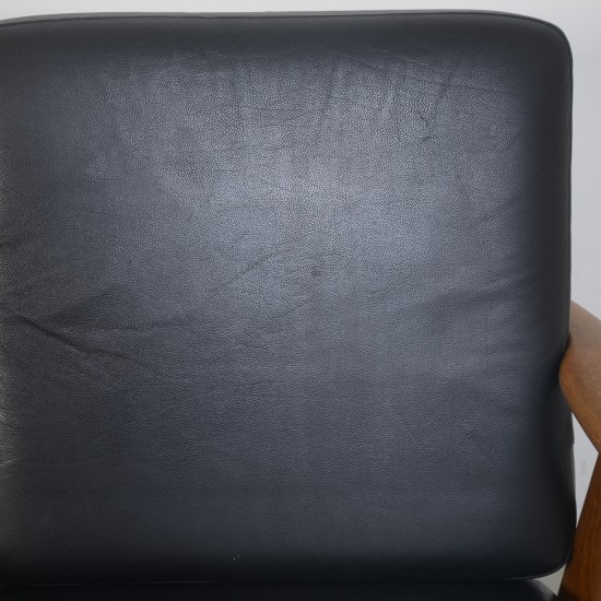 Hans Wegner GE240 3.personers cigar sofa i eg og sort læder 1970'erne