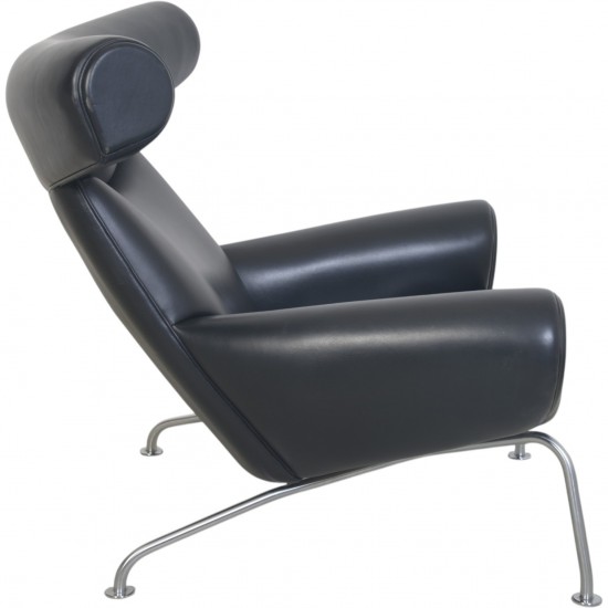 Hans Wegner Ox chair med skammel i sort anilin læder 2008