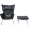 Hans Wegner Wing chair med skammel i sort læder 2013