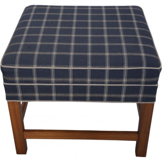 Kaare Klint KK6212 Sæt med wing chair og skammel i blåt Cotil stof 1980'erne
