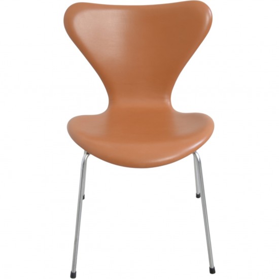 Sæt af 6 Arne Jacobsen Syver stole i cognac classisc læder