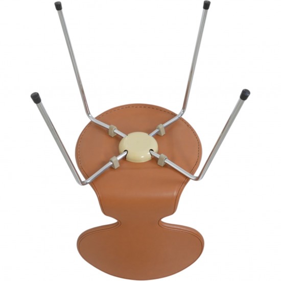 Sæt af 6 Arne Jacobsen Myre stole i cognac classic læder 1990'erne