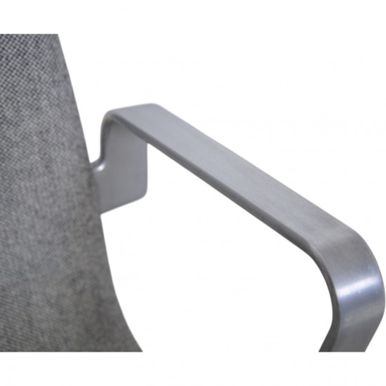 Arne Jacobsen Oxford stol i gråt stof 2006