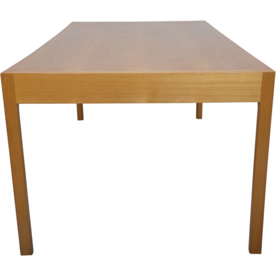 Bernt Petersen Skrivebord af elm 1970'erne