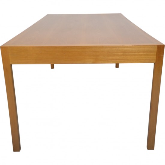 Bernt Petersen Skrivebord af elm 1970'erne