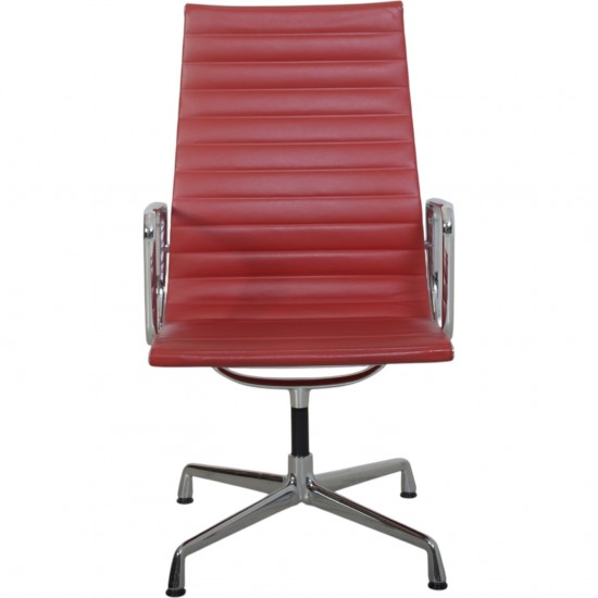 Charles Eames Ea-109 stol i rødt læder 2007