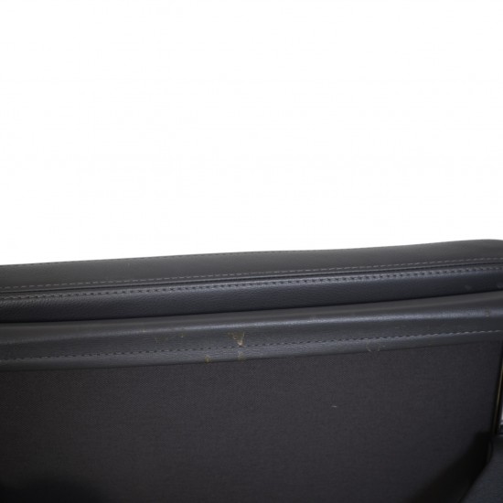 Charles Eames EA-219 kontorstol i gråt læder 2012