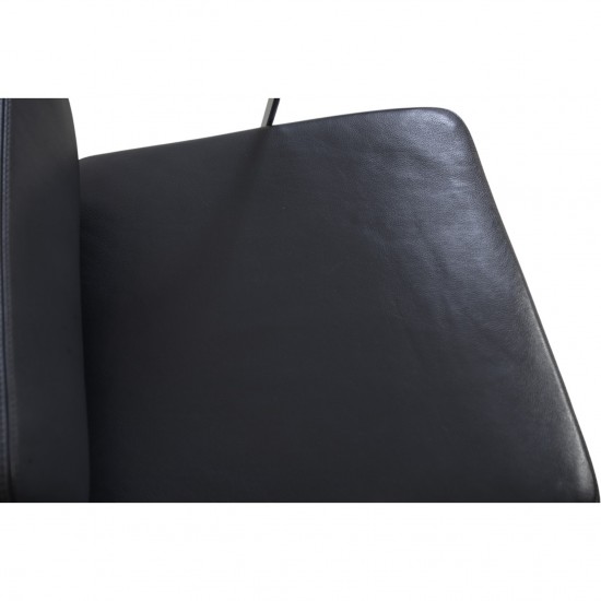 Charles Eames EA-219 kontorstol i gråt læder 2012