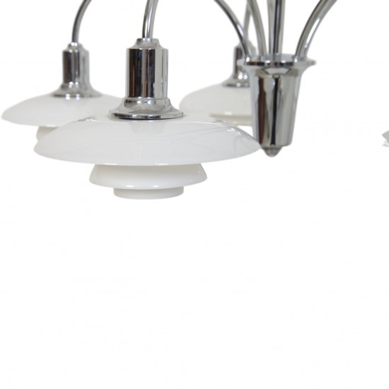 Poul Henningsen Bombardement lysekrone 1999