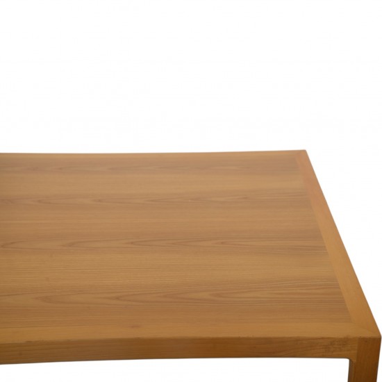 Bernt Petersen Spisebord af elm 1980'erne