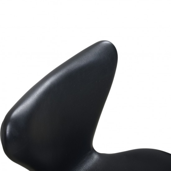 Arne Jacobsen Sæt af 5 Syver stole i sort læder 1990'erne