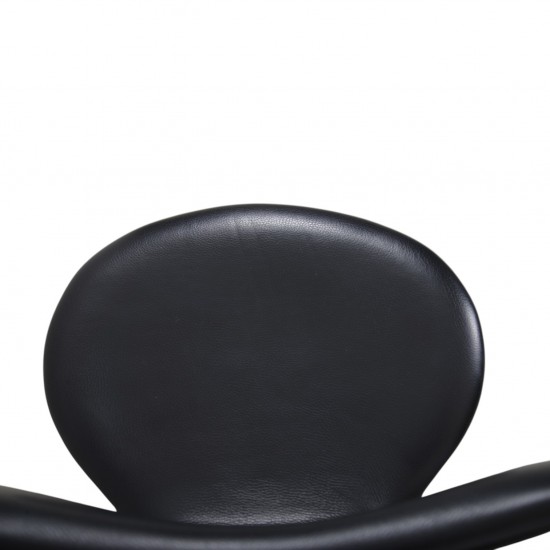 Arne Jacobsen Sæt af 5 Syver stole i sort læder 1990'erne