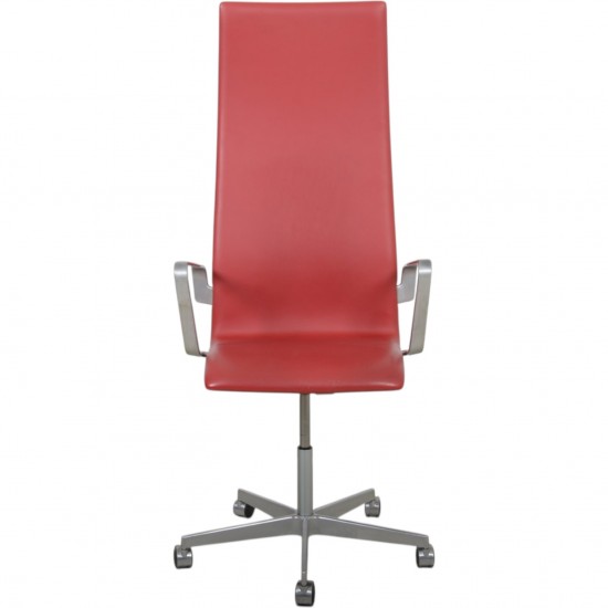 Arne Jacobsen høj Oxford kontorstol i rødt Essential læder 2014