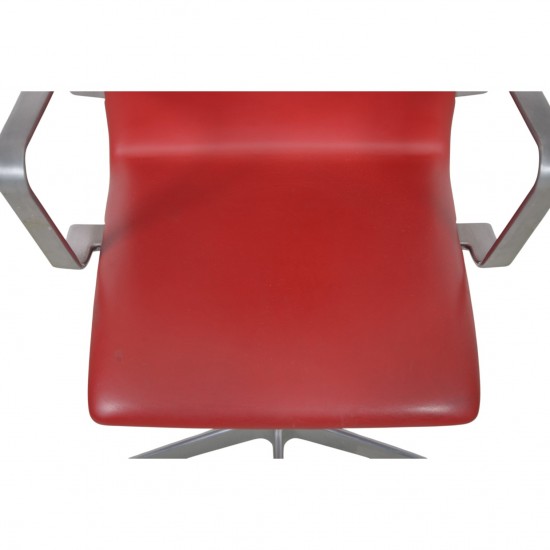 Arne Jacobsen høj Oxford kontorstol i rødt Essential læder 2014