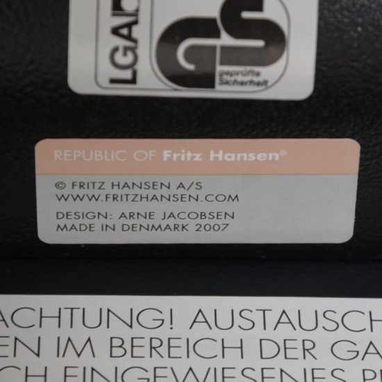 Arne Jacobsen Oxford kontorstol i sort Essential læder 2007