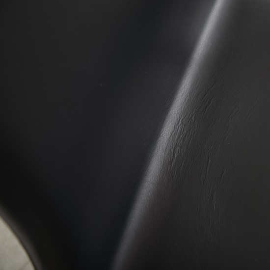 Arne Jacobsen Oxford kontorstol i sort Essential læder 2007