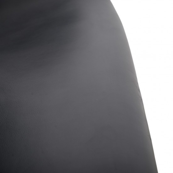 Arne Jacobsen Svane sofa i sort læder 2006