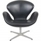 Arne Jacobsen Svane stol i sort Aura læder 2017