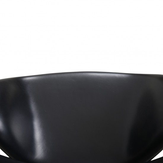 Arne Jacobsen Svane stol i sort Aura læder 2017
