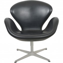 Arne Jacobsen Svane stol i sort Aura læder 2017