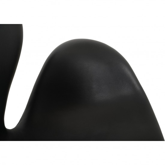Arne Jacobsen Svane stol i sort læder 1990'erne