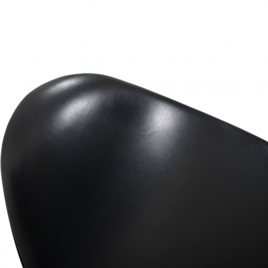 Arne Jacobsen Svane stol i sort læder 1960'erne