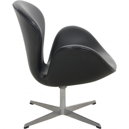 Arne Jacobsen Svane stol i sort læder 1960'erne