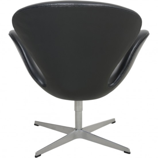 Arne Jacobsen Svane stol i sort læder 2000'erne