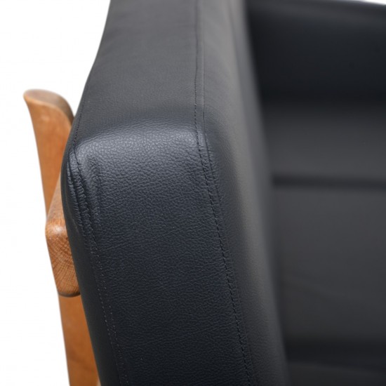 Hans Wegner GE236 3.personers sofa nybetrukket med sort bizon læder 1990'erne