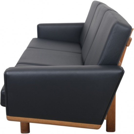 Hans Wegner GE236 3.personers sofa nybetrukket med sort bizon læder 1990'erne