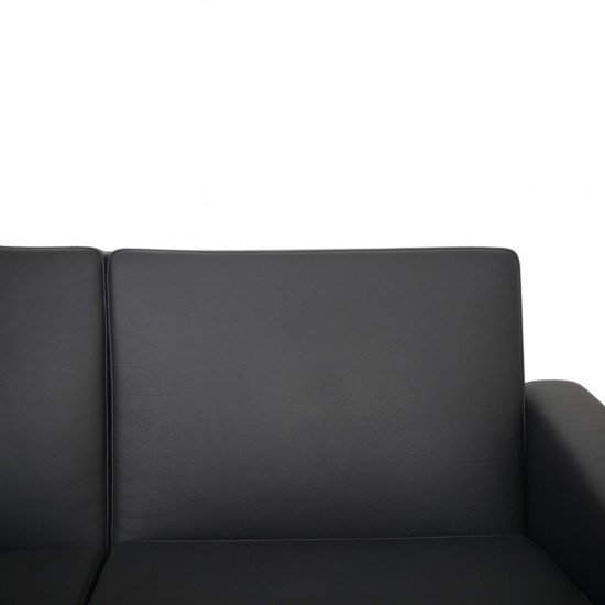 Hans Wegner GE34 3.personers lufthavnssofa i nybetrukket sort læder