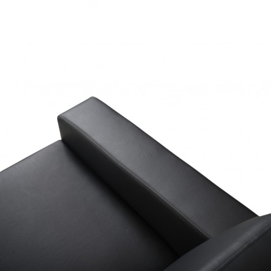 Hans Wegner GE34 3.personers lufthavnssofa i nybetrukket sort læder