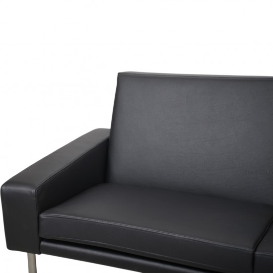 Hans Wegner GE34 3.personers lufthavnssofa i nybetrukket sort læder