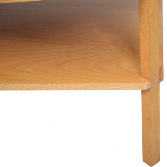 Kaare Klint 6687 Sofabord af elm 1970'erne