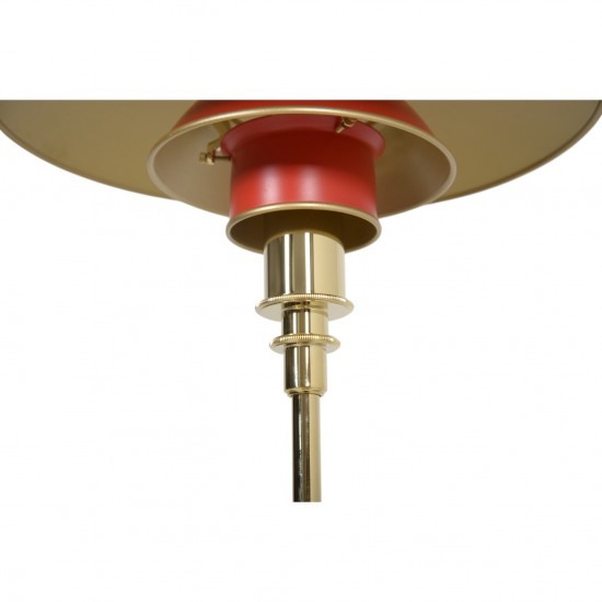Poul Henningsen PH 3/2 bordlampe med røde metalskærme