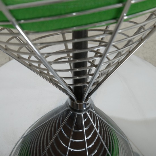 Verner Panton Wire cone chair i grønt stof 1989